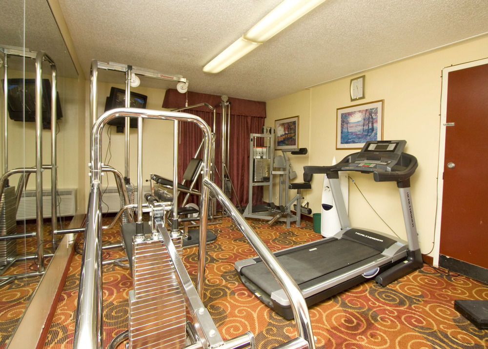 Quality Inn & Suites Kansas City - Independence I-70 East Buitenkant foto